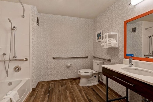 Hampton Inn & Suites Rohnert Park - Sonoma County image 32